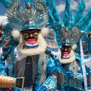 Costume