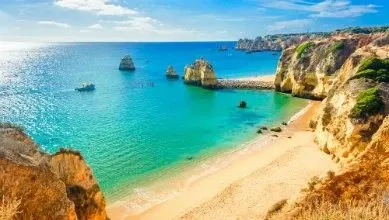 Plage de l'Algarve au Portugal