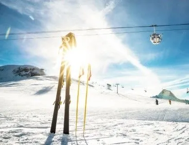 389x300_ski_station (1)