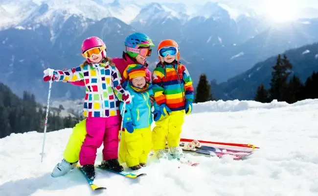 Famille au ski