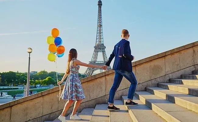 Couple à Paris